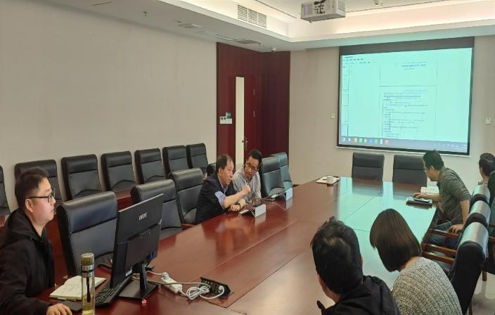 中心工程交易处开展“讲一堂好课”活动